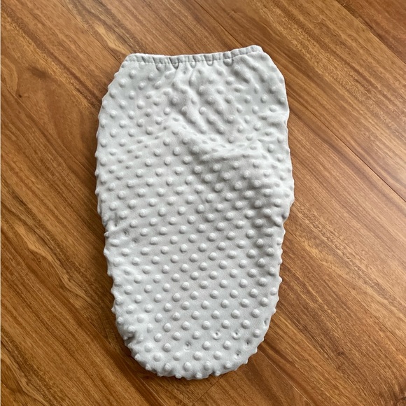 3/15 Newborn Baby Swaddle Blanket - Picture 4 of 5